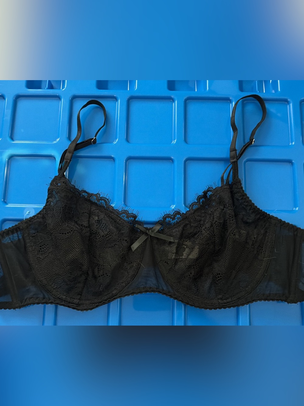Lace Underwire Semi-Sheer Bra in Black
